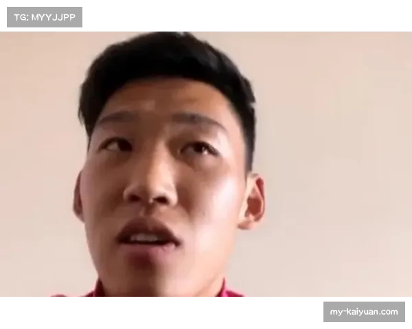 申花中卫金顺凯轮换出场 年轻后卫搭档朱辰杰接受考验 申花中卫金顺凯轮换出场 年轻后卫搭档朱辰杰接受考验